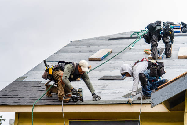 Professional Gutter Installation technician working in Georgetown, MS